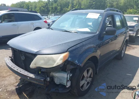 2010 Subaru Forester 2.5X из США, поврежденный, VIN JF2SH6BC5AH788340